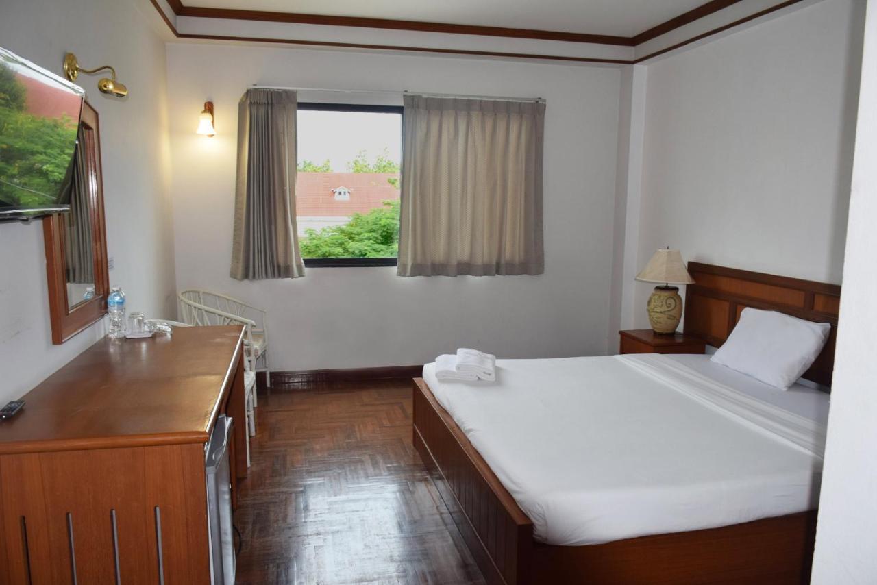 Puangpen Villa Hotel هوا هين المظهر الخارجي الصورة